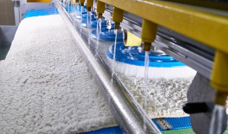 dikili halı yıkama fabrikası